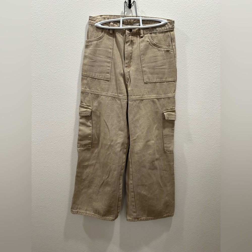 PacSun women’s tan wide leg Beige Cargo Pants xs GUC